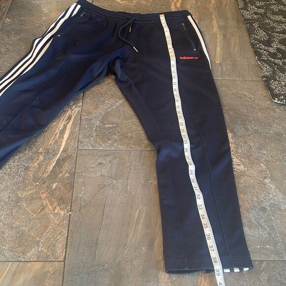 MEDIUM adidas Originals Men's LONDON PACK BLOCK TRACKSUIT (Track Jacket & Pants) - Picture 15 of 16